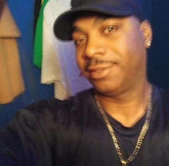 Meet your Posher, Byron - Picture 1 of 1